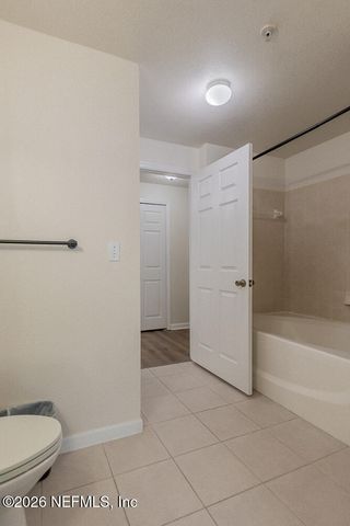 8550 TOUCHTON Road 2211, Jacksonville, FL 32216