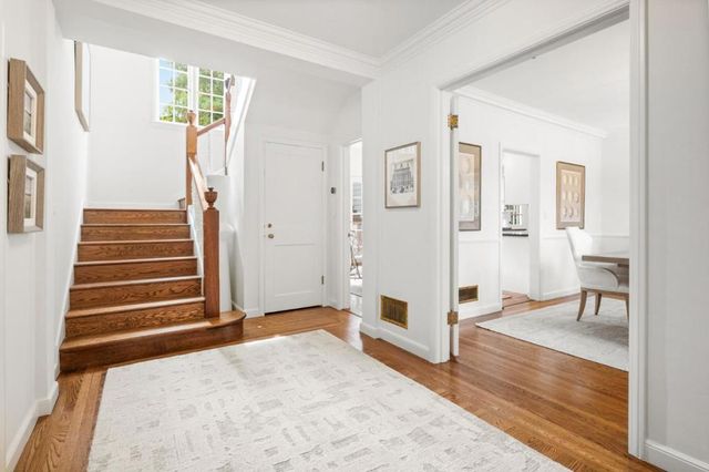 2835 Hillside Drive, Burlingame, CA 94010