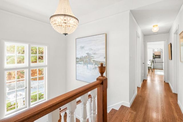 2835 Hillside Drive, Burlingame, CA 94010