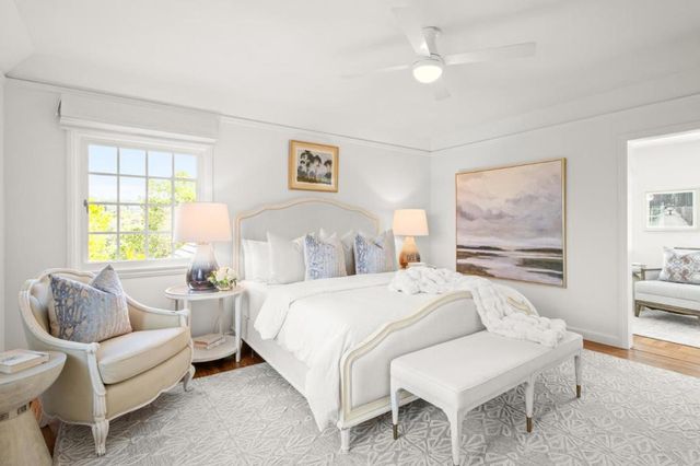 2835 Hillside Drive, Burlingame, CA 94010