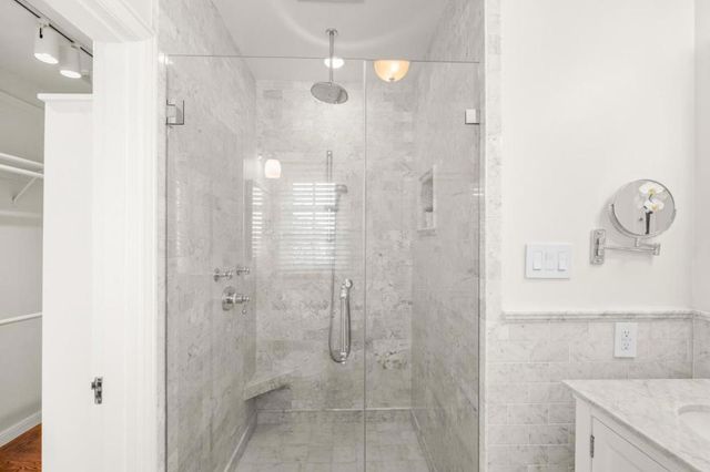 2835 Hillside Drive, Burlingame, CA 94010