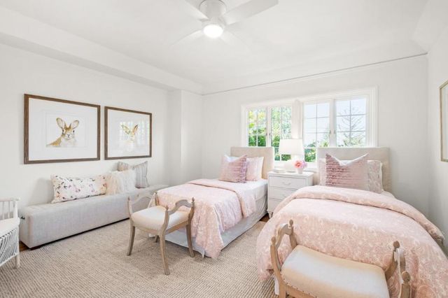 2835 Hillside Drive, Burlingame, CA 94010