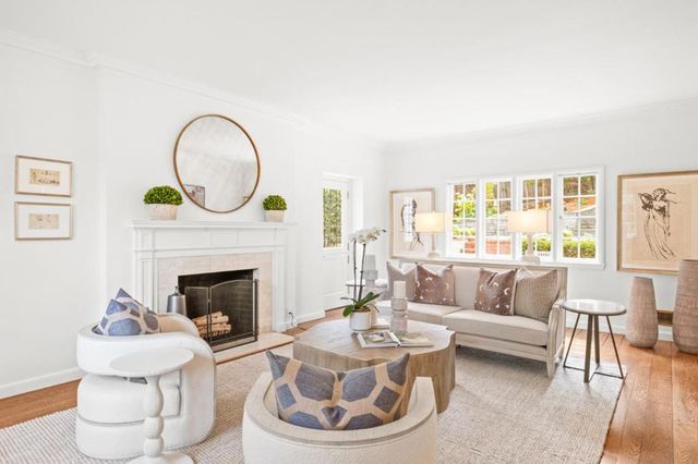2835 Hillside Drive, Burlingame, CA 94010