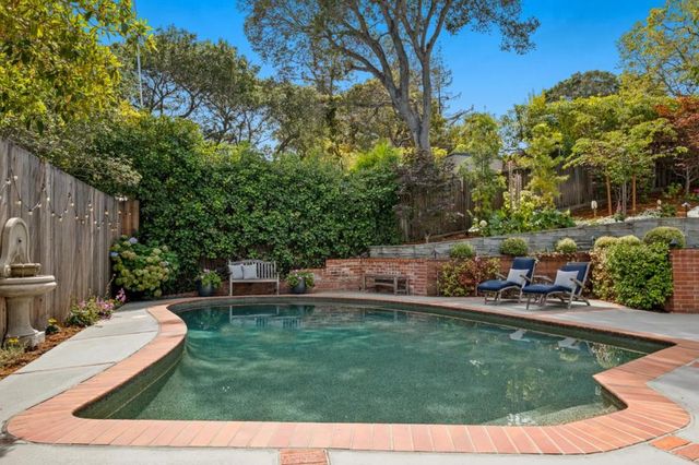2835 Hillside Drive, Burlingame, CA 94010