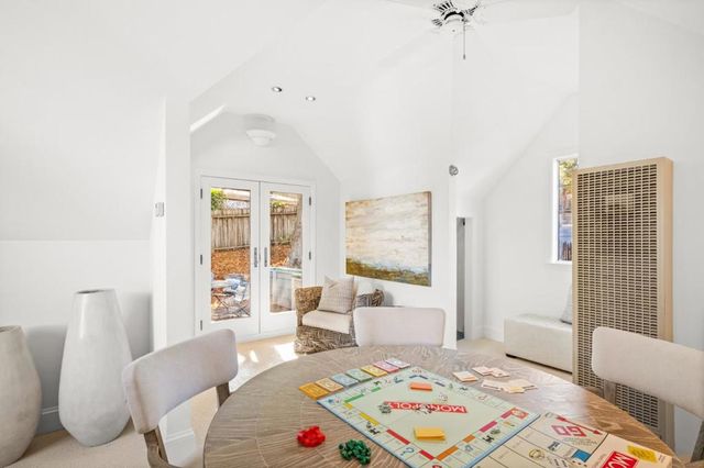2835 Hillside Drive, Burlingame, CA 94010