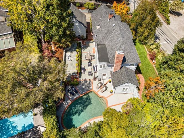2835 Hillside Drive, Burlingame, CA 94010