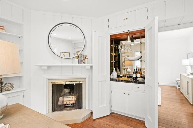 2835 Hillside Drive, Burlingame, CA 94010
