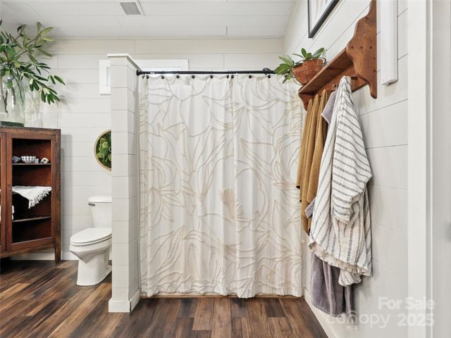 144 Byrd Park Road, Burnsville, NC 28714