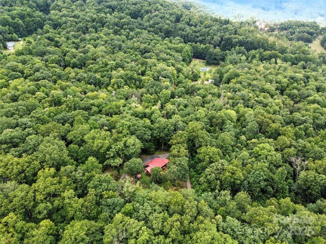 144 Byrd Park Road, Burnsville, NC 28714
