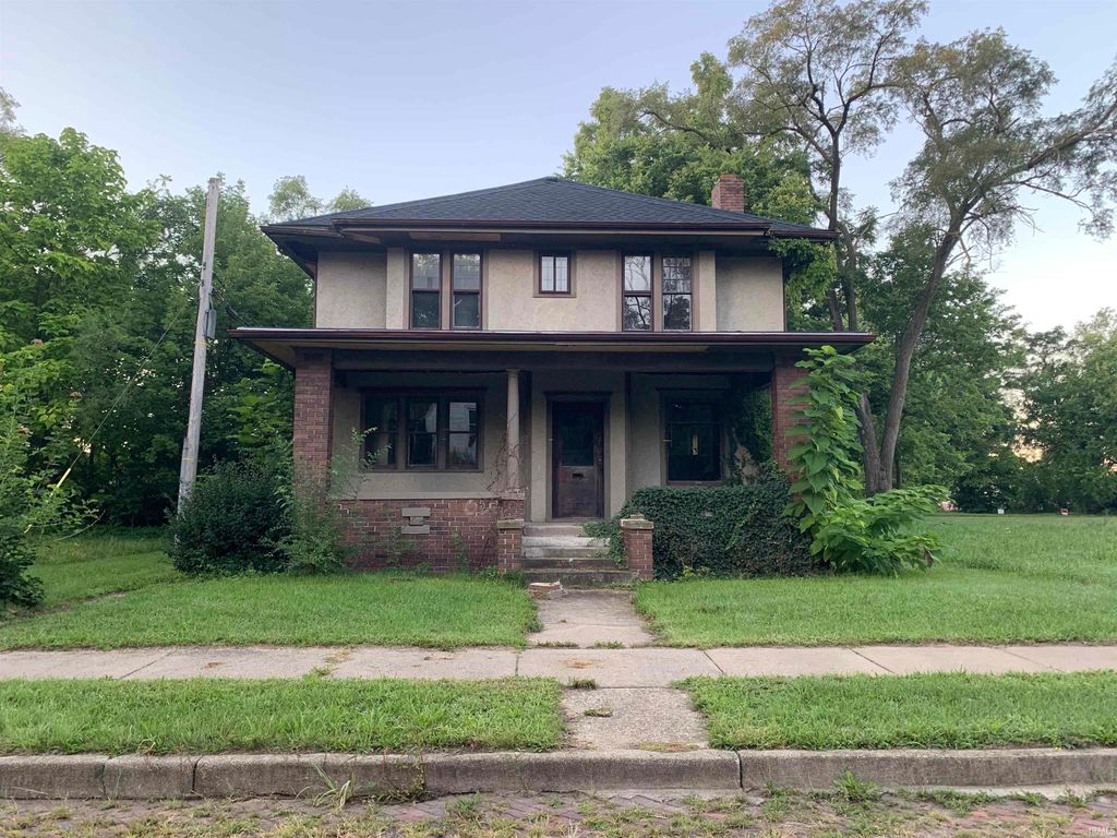718 W Jefferson Boulevard, South Bend, IN 46601