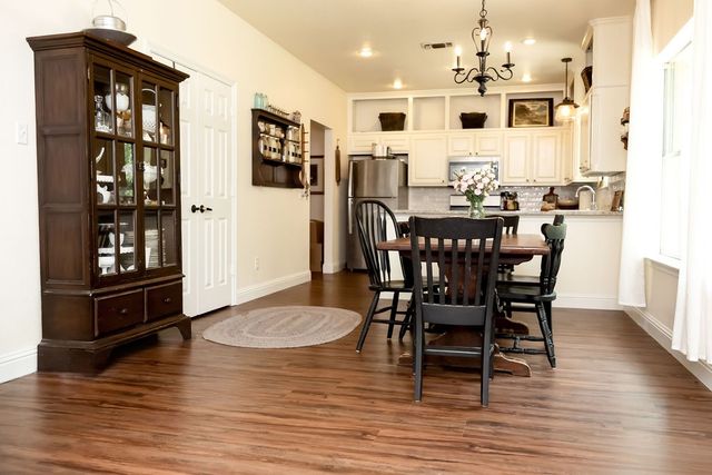 2137 Country Brook Drive, Weatherford, TX 76087