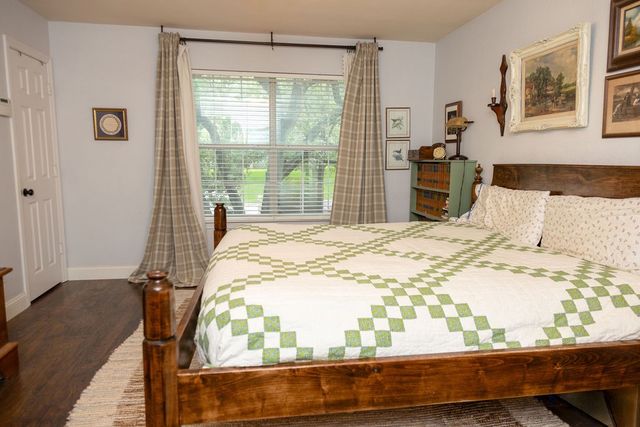 2137 Country Brook Drive, Weatherford, TX 76087