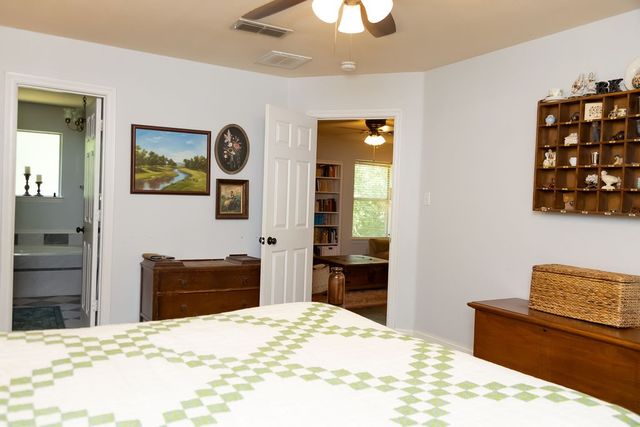 2137 Country Brook Drive, Weatherford, TX 76087
