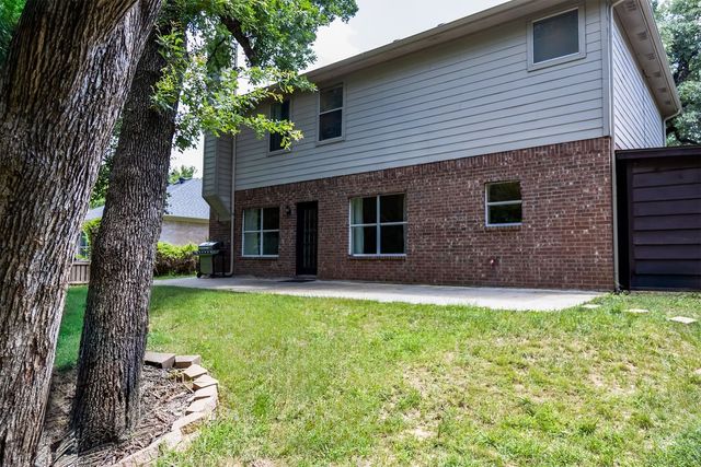 2137 Country Brook Drive, Weatherford, TX 76087