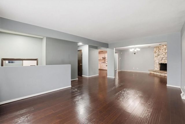 17142 Bernadine Street, Lansing, IL 60438