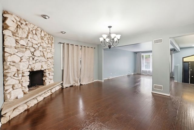 17142 Bernadine Street, Lansing, IL 60438