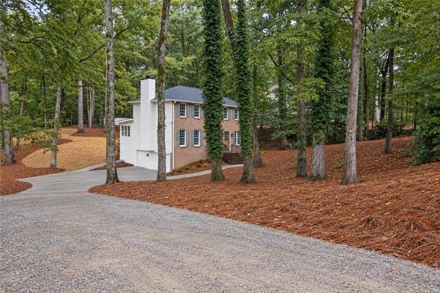 120 Catharine Lane, Fayetteville, GA 30214