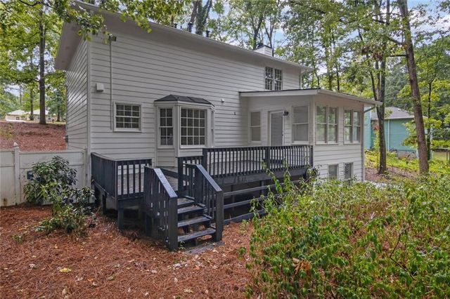 120 Catharine Lane, Fayetteville, GA 30214