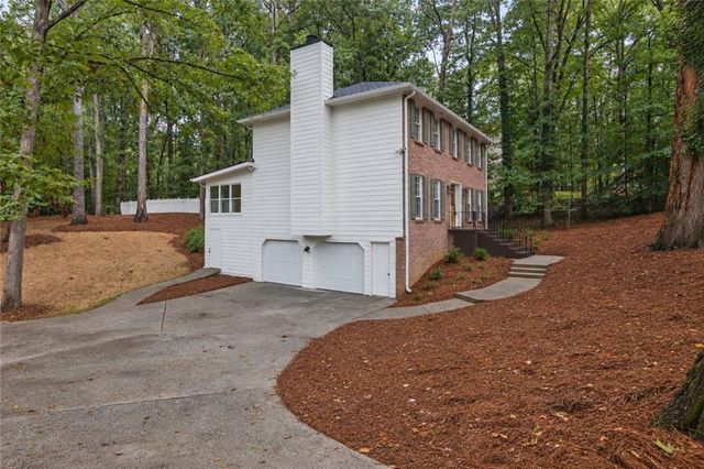 120 Catharine Lane, Fayetteville, GA 30214