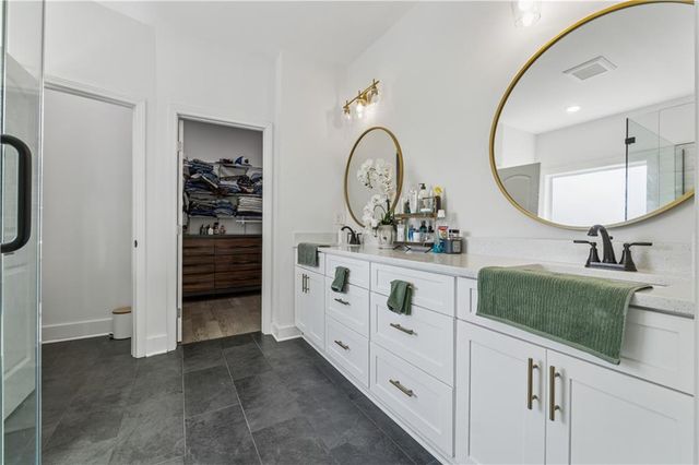 4425 Clarks Bridge Road, Gainesville, GA 30506