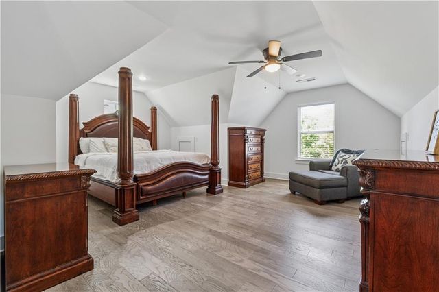 4425 Clarks Bridge Road, Gainesville, GA 30506