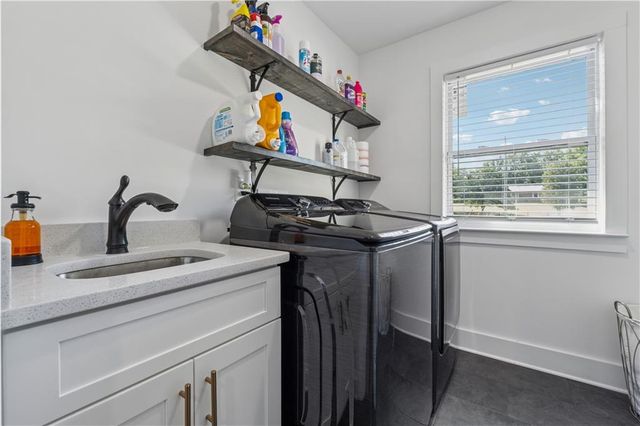 4425 Clarks Bridge Road, Gainesville, GA 30506