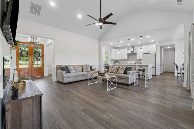 4425 Clarks Bridge Road, Gainesville, GA 30506