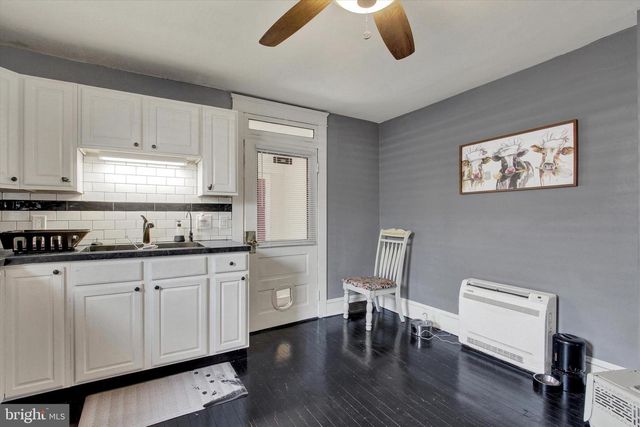 412 S HIGH ST, Hanover, PA 17331