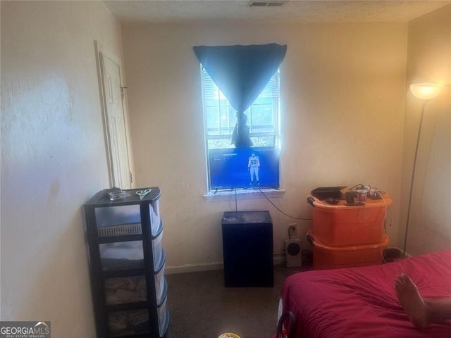 5841 Summerglen Lane, Atlanta, GA 30349