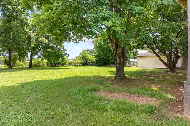 18 Sue Street, Western Grove, AR 72685