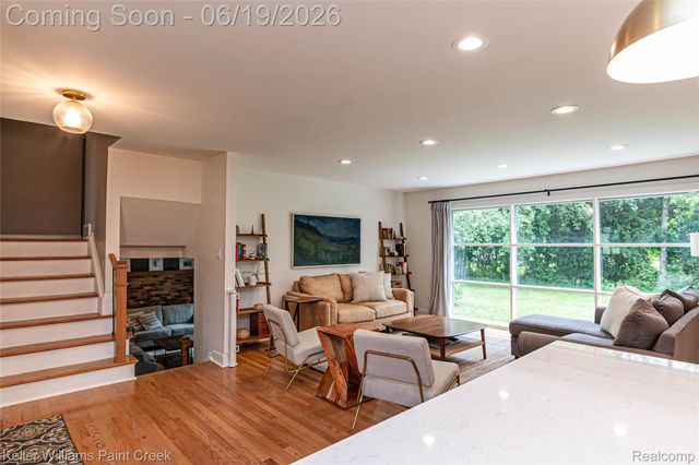 7093 Stonebrook Road, West Bloomfield Charter Township, MI 48322