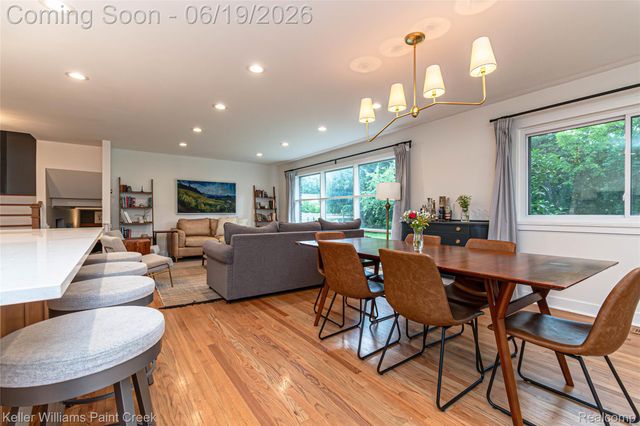 7093 Stonebrook Road, West Bloomfield Charter Township, MI 48322