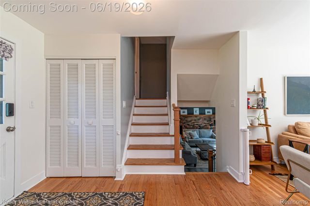 7093 Stonebrook Road, West Bloomfield Charter Township, MI 48322