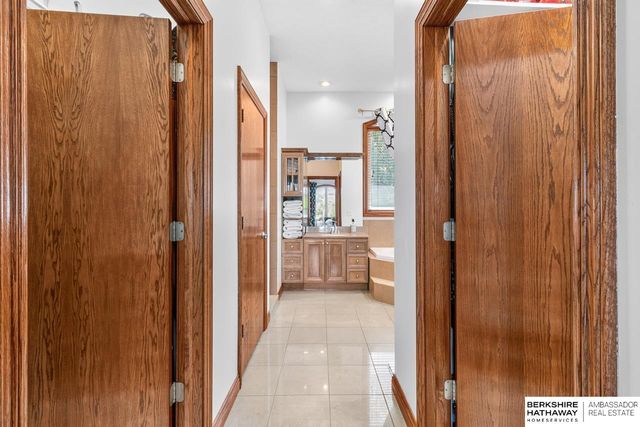 2312 Platte River Drive, Bellevue, NE 68123