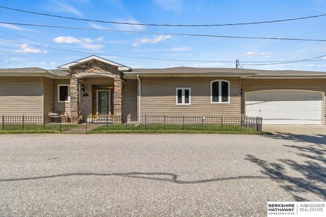 2312 Platte River Drive, Bellevue, NE 68123