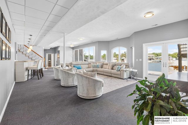 2312 Platte River Drive, Bellevue, NE 68123