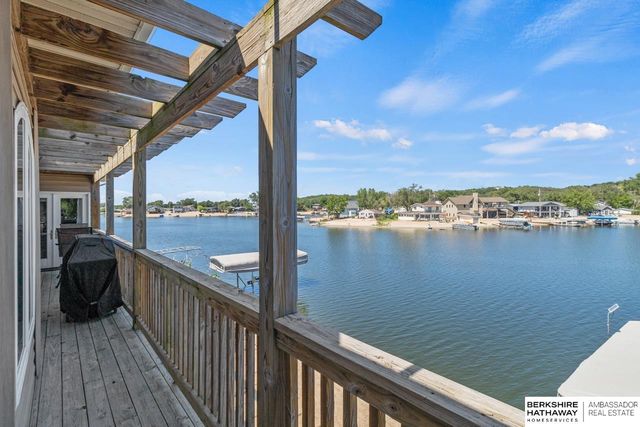 2312 Platte River Drive, Bellevue, NE 68123