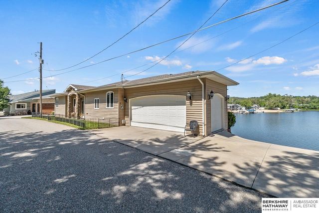 2312 Platte River Drive, Bellevue, NE 68123