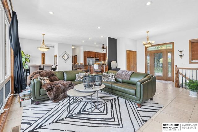 2312 Platte River Drive, Bellevue, NE 68123