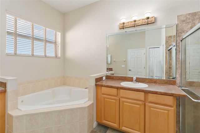 129 CREPE MYRTLE DRIVE, Groveland, FL 34736