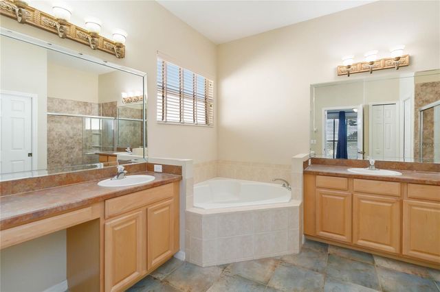 129 CREPE MYRTLE DRIVE, Groveland, FL 34736