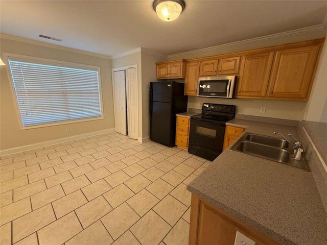105 Whitehead Road 10, Athens, GA 30606