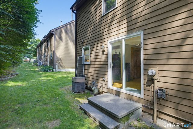 399 Adams Street 6, Manchester, CT 06042