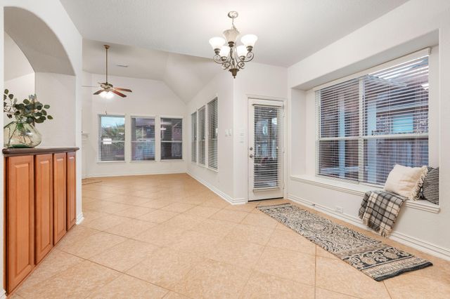 307 Arbor Ridge Lane, Conroe, TX 77384