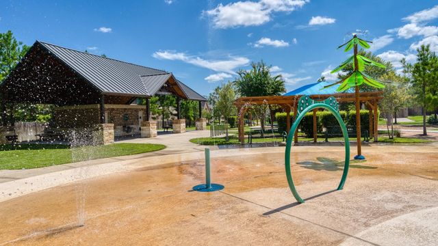 307 Arbor Ridge Lane, Conroe, TX 77384