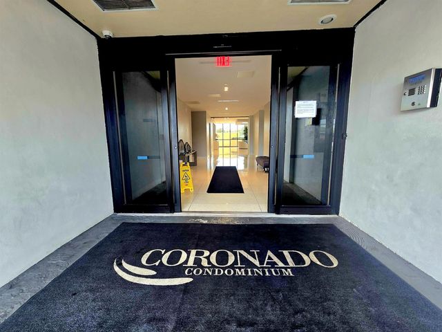 20335 W Country Club Drive 2208, Aventura, FL 33180