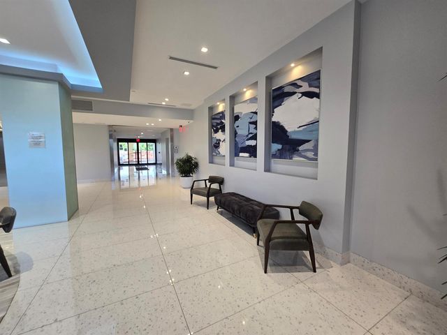 20335 W Country Club Drive 2208, Aventura, FL 33180