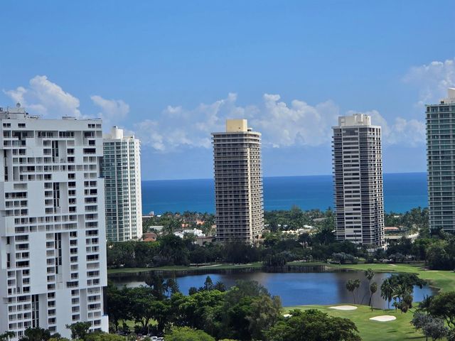 20335 W Country Club Drive 2208, Aventura, FL 33180