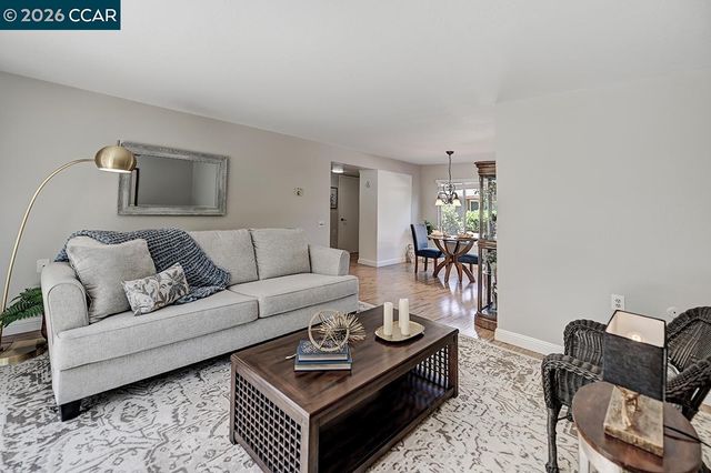 1312 Skycrest 2, Walnut Creek, CA 94595