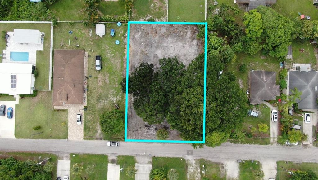 Image 2 of property listing at 000 Palm Garden Street, Palm Beach, FL 33458